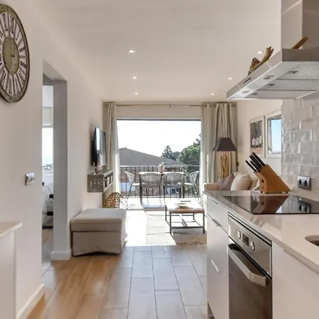 Appartement Refurbished Calella De Pal. 250mts