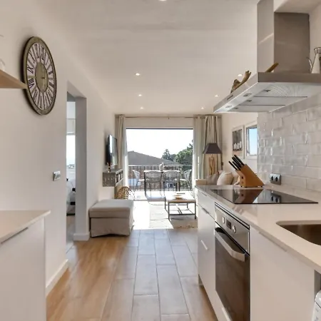 Refurbished Calella De Pal. 250mts Appartement