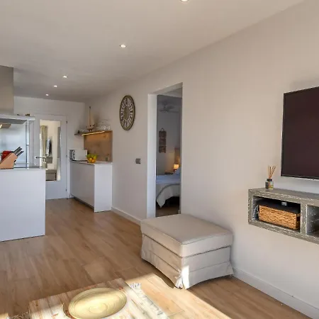 Refurbished Calella De Pal. 250mts *